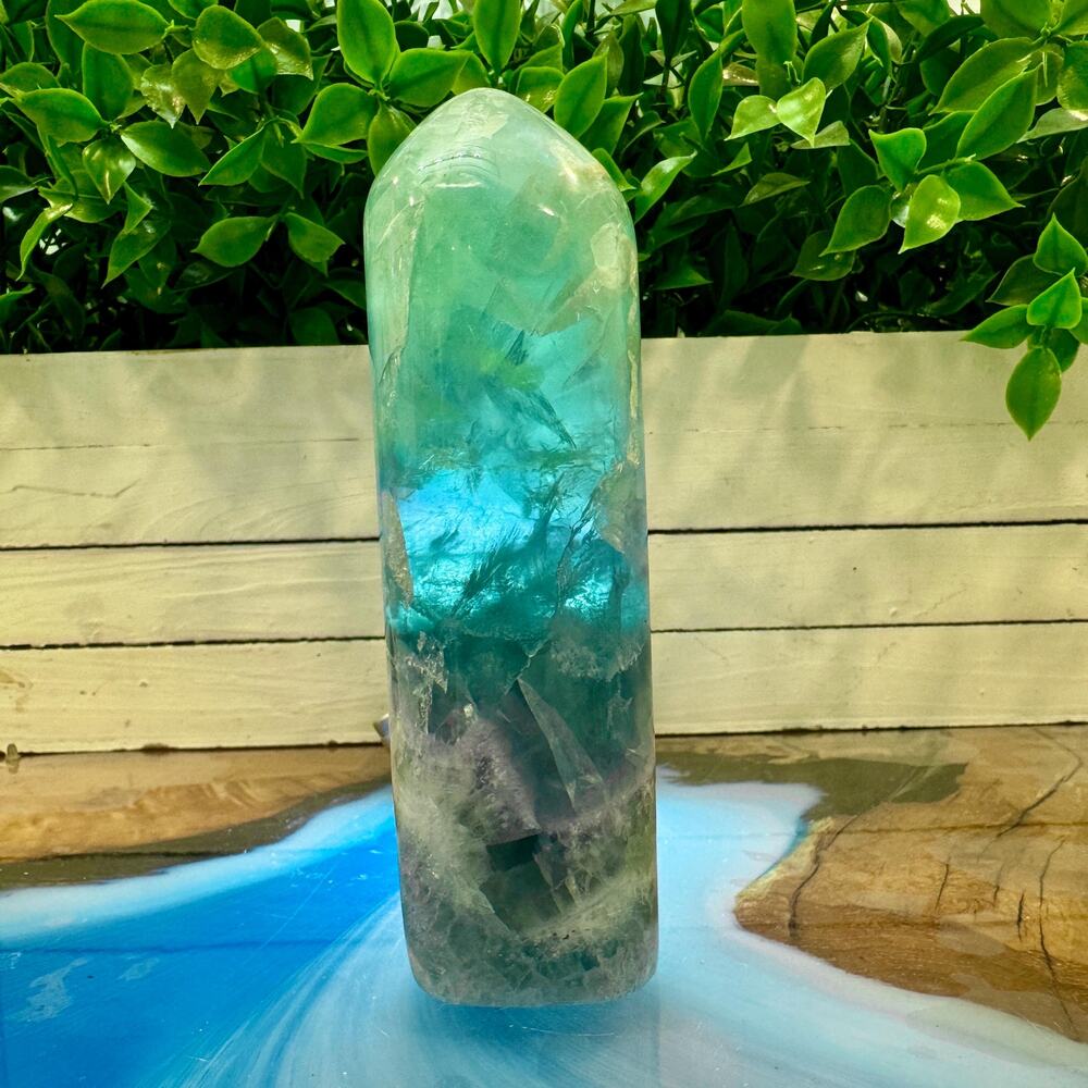 Feather Fluorite Polished Tower 640g 140mm Mexico Crystal Display